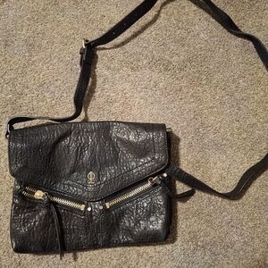 Jennifer Lopez Black Textured Crossbody Bag